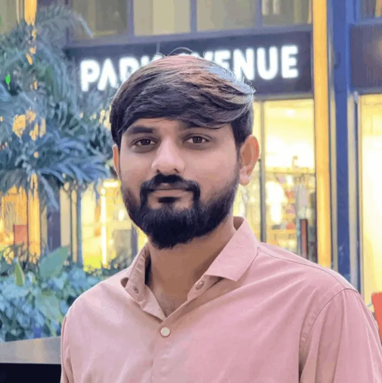 Vijay Boghara, Founder of Lionic Digital